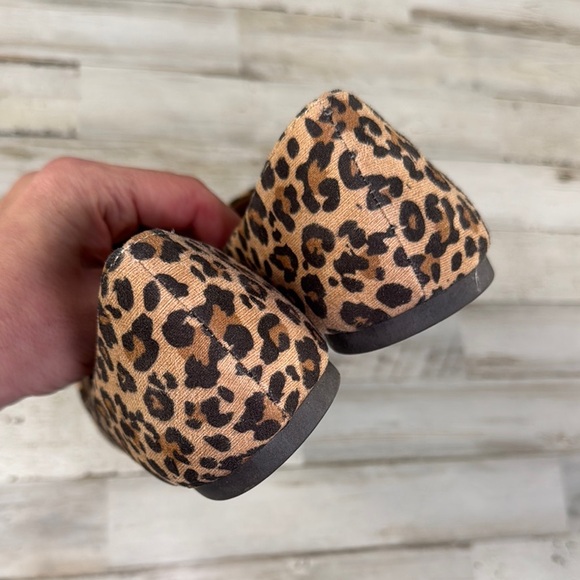 Jellypop Pamela Flats Leopard Print Women's Flats NWT - Picture 8 of 10
